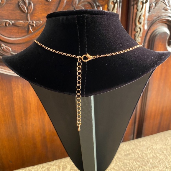 Fringe Gold Rhinestone Statement Necklace - Picture 4 of 7